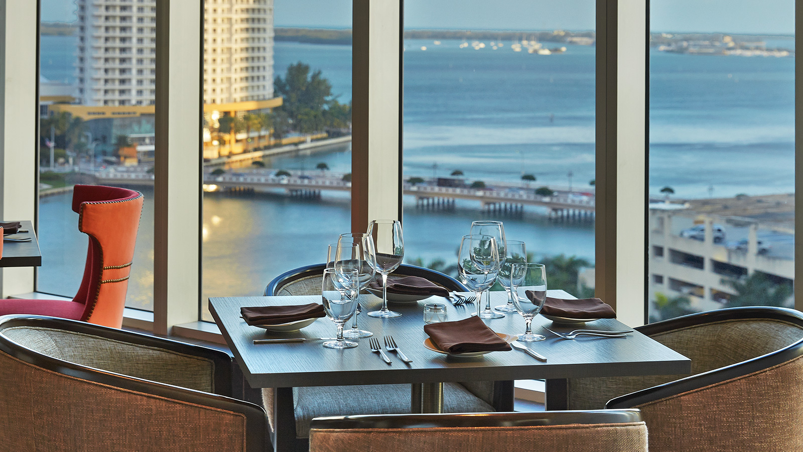 restaurants near w hotel miami